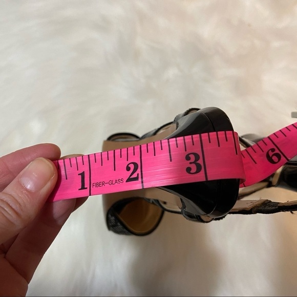 Nine West women’s black pointed toe strappy stiletto heels  in size 7.5‎ - Picture 9 of 9